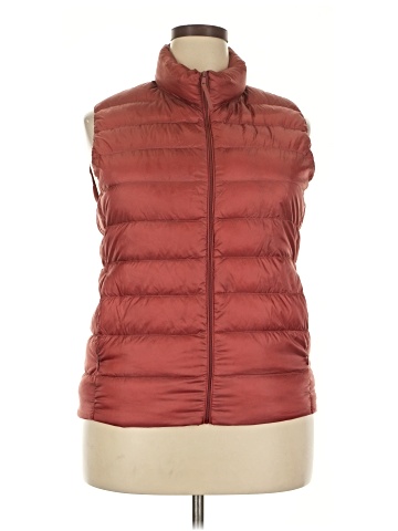 Uniqlo Vest (view 1)