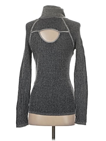 Abercrombie & Fitch Turtleneck Sweater (view 2)