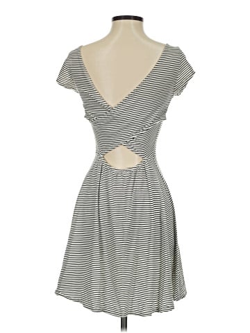 American Eagle Outfitters Casual Dress (view 2)