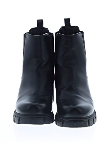 Madden Girl Ankle Boots (view 2)