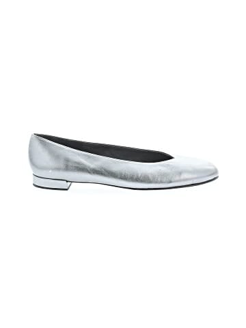 Stuart Weitzman Flats (view 1)