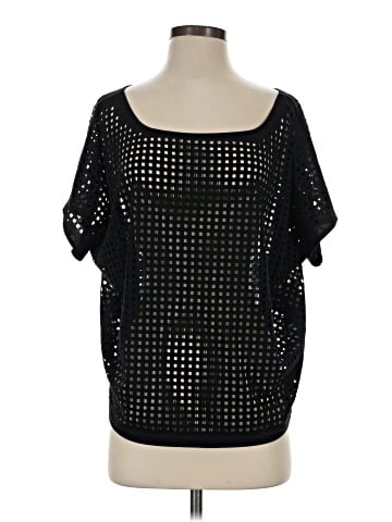 Love Scarlett Short Sleeve T-Shirt (view 1)
