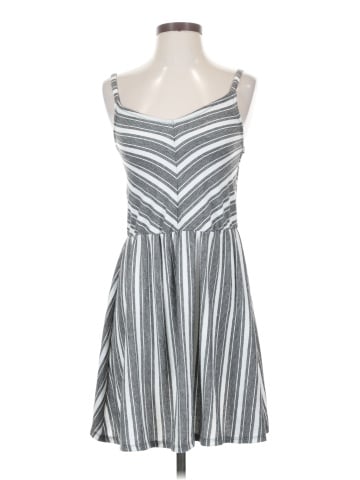 Universal Thread Casual Dress (view 1)