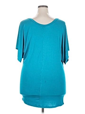 Lock & Love Short Sleeve Top (view 2)