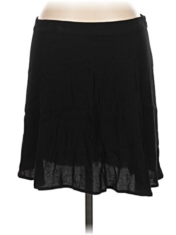 Reformation Casual Skirt - back
