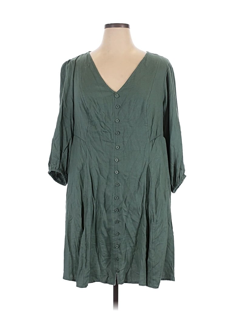 Pre-owned Torrid Casual Dress In Green