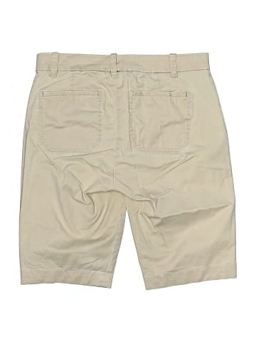 Vince. Khaki Shorts (view 2)