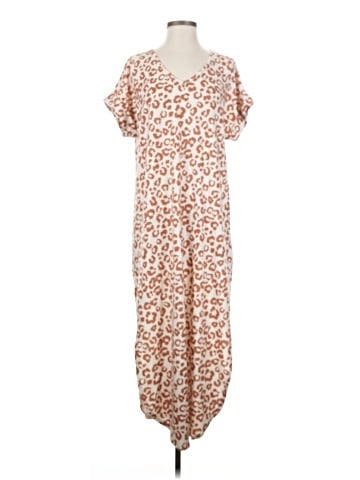 Fantastic Fawn Casual Dress (view 1)