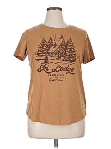 Maurices Short Sleeve T-Shirt (view 1)