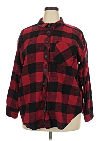 Maurices Long Sleeve Button-Down Shirt (view 1)