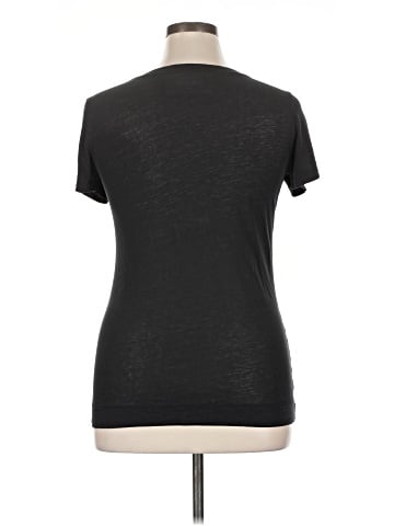 Victoria's Secret Short Sleeve T-Shirt (view 2)