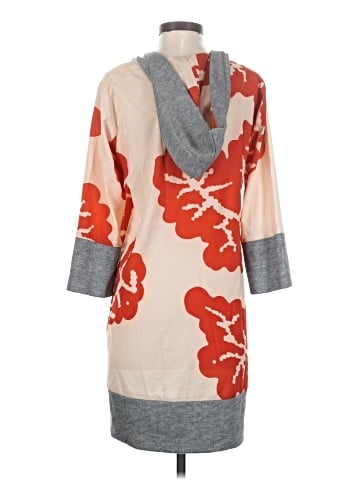Karen Zambos Poncho (view 2)
