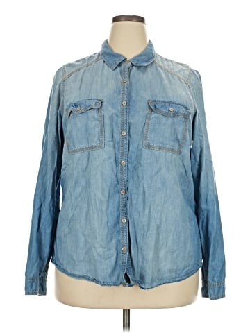 Maurices Long Sleeve Button-Down Shirt (view 1)