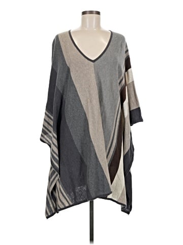 CAbi Poncho (view 1)