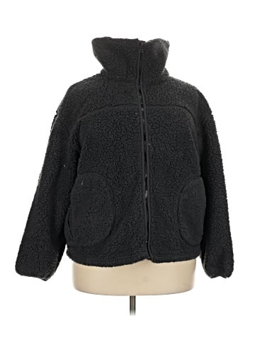 Universal Thread Fleece (view 1)