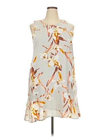 Leith Casual Dress (view 1)