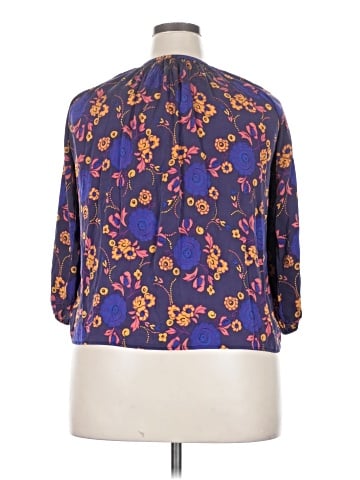 Tucker 3/4 Sleeve Silk Top (view 2)