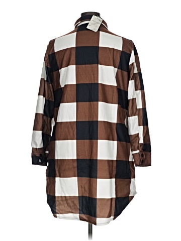 Suvimuga Long Sleeve Button-Down Shirt (view 2)