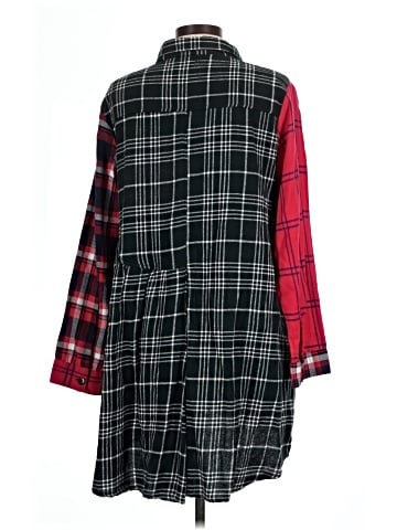 Tulip Long Sleeve Button-Down Shirt (view 2)