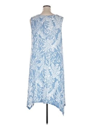 Tahari Casual Dress (view 2)