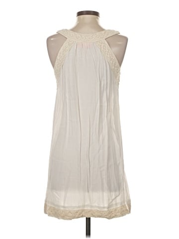 Urban Behavior Sleeveless Top (view 2)