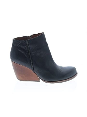 Kork Ease Ankle Boots - front