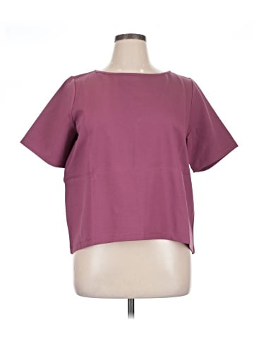 Betabrand Short Sleeve T-Shirt (view 1)