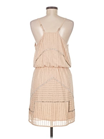 Accuracy a la plage Casual Dress (view 2)