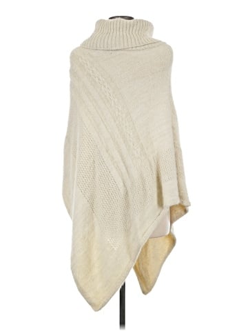 Do Everything in Love Poncho (view 2)