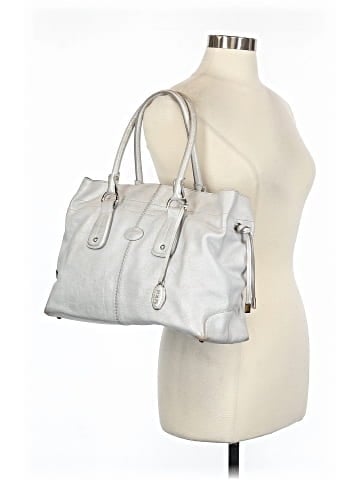 Tod's Leather Shoulder Bag (view 2)
