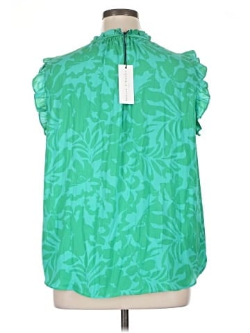 Maison d' Amelie Sleeveless Blouse (view 2)