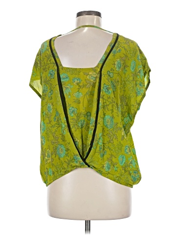 Indie Ella Short Sleeve Blouse (view 2)