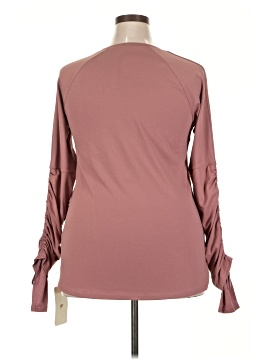 Fabletics Long Sleeve T-Shirt (view 2)