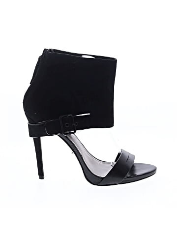 Pour La Victoire Heels (view 1)