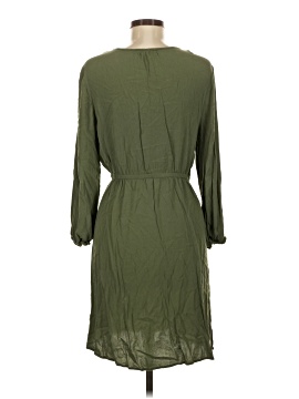 Old Navy Women's Wrap Dresses On Sale Up To 90% Off Retail | ThredUp
