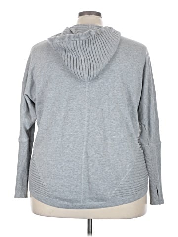 Akini 3/4 Sleeve T-Shirt (view 2)