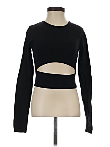 Adika Long Sleeve T-Shirt (view 1)