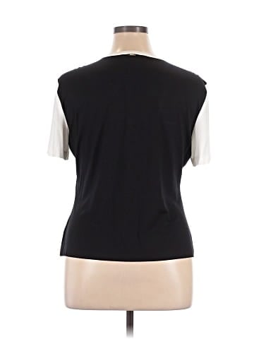 St. John Short Sleeve Top (view 2)
