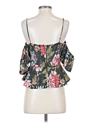 A'gaci Sleeveless Blouse (view 2)
