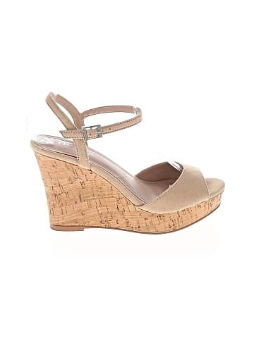 Charles by Charles David Wedges (view 1)