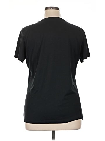 Nike Short Sleeve T-Shirt (view 2)