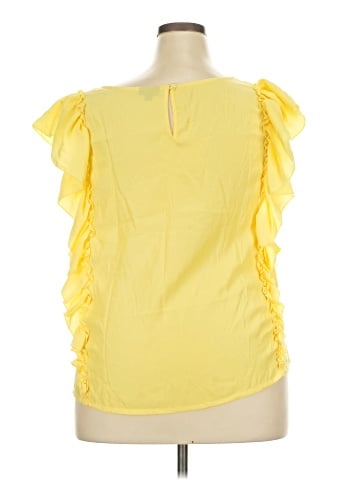 Coco + Carmen Short Sleeve Top (view 2)