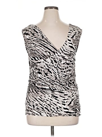 Jennifer Lopez Sleeveless Top (view 1)