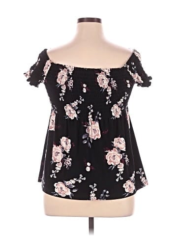Love Streak Short Sleeve Blouse (view 2)