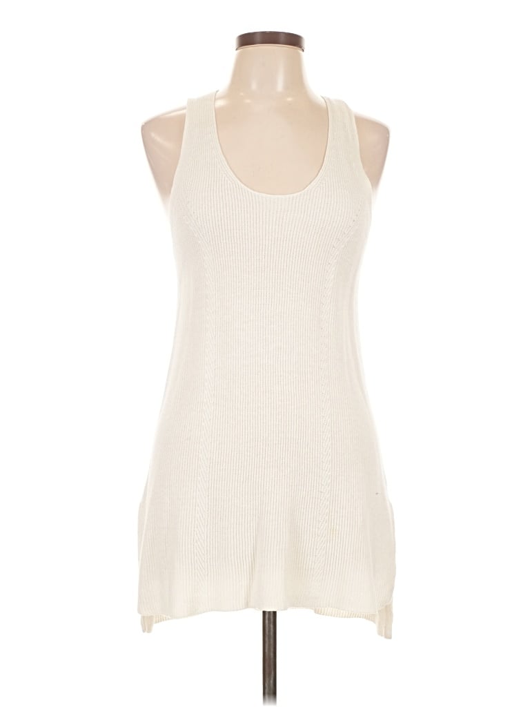 Pre-owned Athleta Sleeveless Top Ivory Halter Neckline Tops