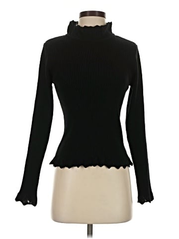 Streetwear Turtleneck Sweater (view 1)