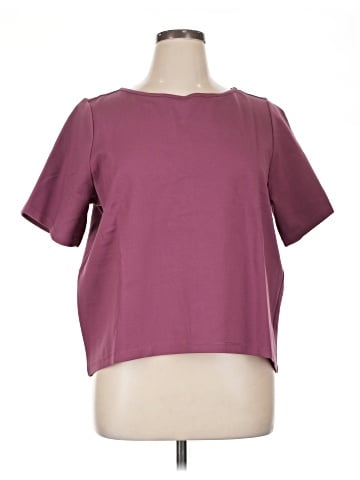 Betabrand Short Sleeve T-Shirt (view 1)
