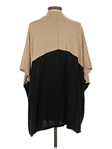 Andrea Jovine Poncho (view 2)