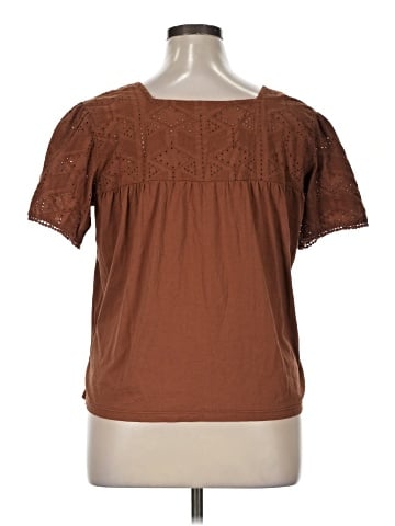 Aventura Short Sleeve Blouse (view 2)