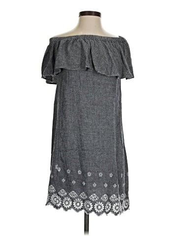 Old Navy Casual Dress (view 1)